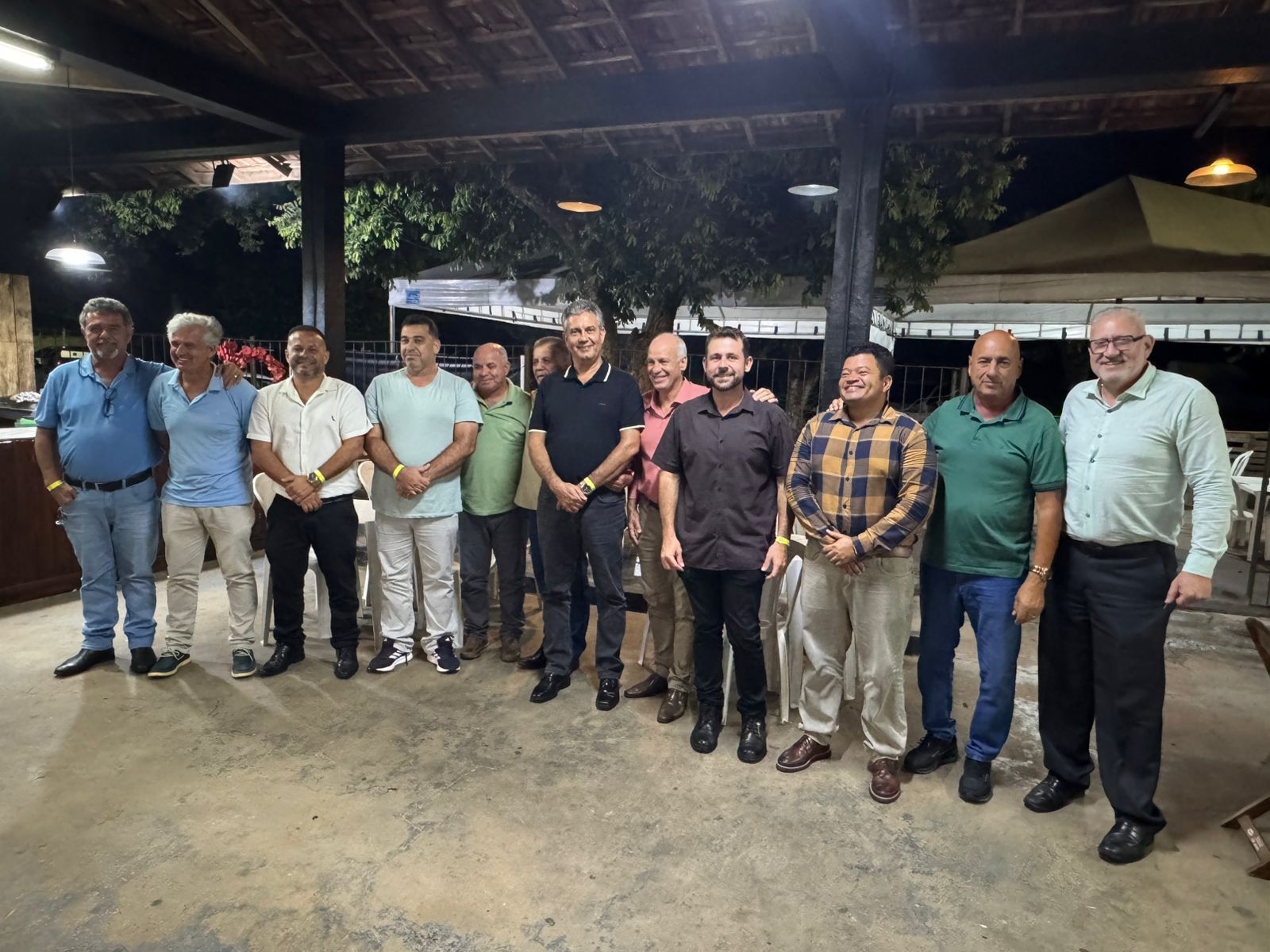 Ricardo Maia, prefeito de Vieiras, é reeleito presidente do Cisleste